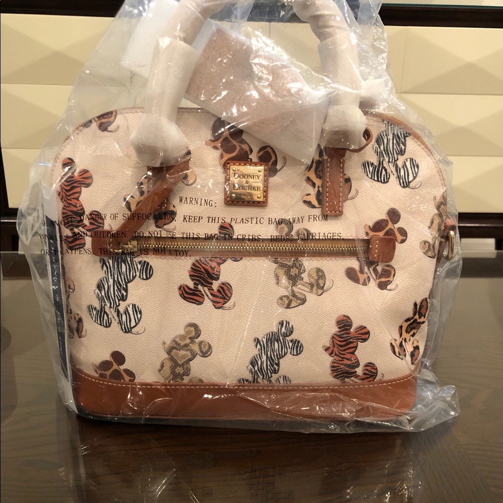 Disney Dooney and Bourke Animal Mickey AP Satchel - Picture 5 of 10